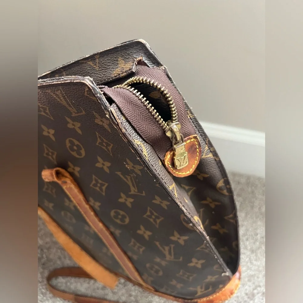 Authentic Louis Vuitton Monogram Babylone Purse - Picture 10 of 11